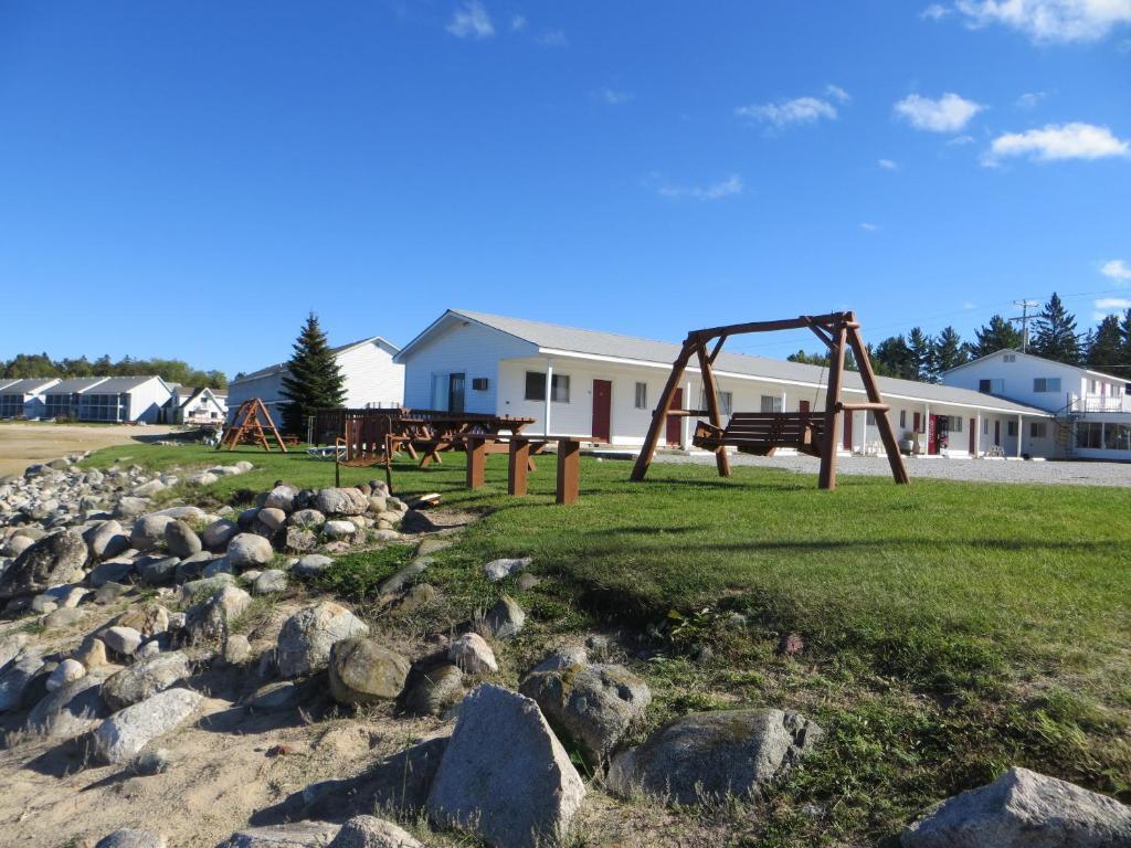 Bells Melody Motel Mackinaw City Buitenkant foto